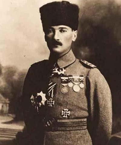 Yıldırım Orduları Komutanı Mirliva Mustafa Kemal