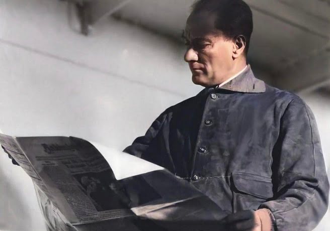 Atatürk'te Okuma Tutkusu Vazgeçilmezdi