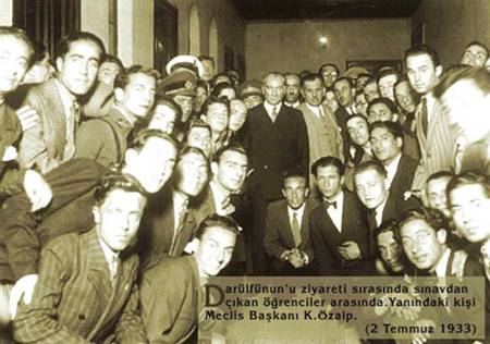 Atatürk'ün Darül Fünun'u Ziyareti