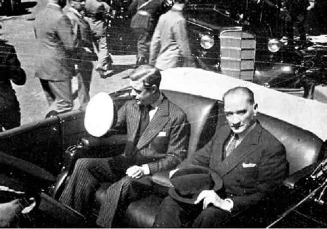 Atatürk İngiltere Kralı Edward ile