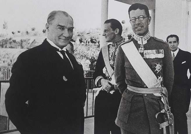 Atatürk ve İsveç Veliahtı Gustav Adolf