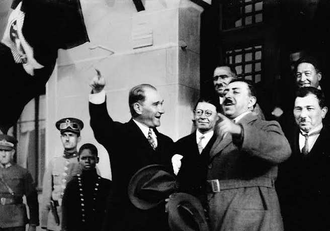 Mustafa Kemal Atatürk ve Afgan Kralı Amanullah Han